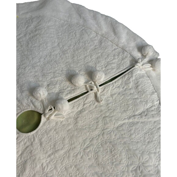 White Christmas Tree Skirt quilted with pom poms 48” - Picture 2 of 3